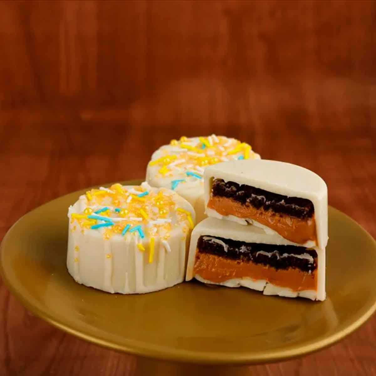 Forma com silicone Pão de Mel pequeno casca fina BWB 3698